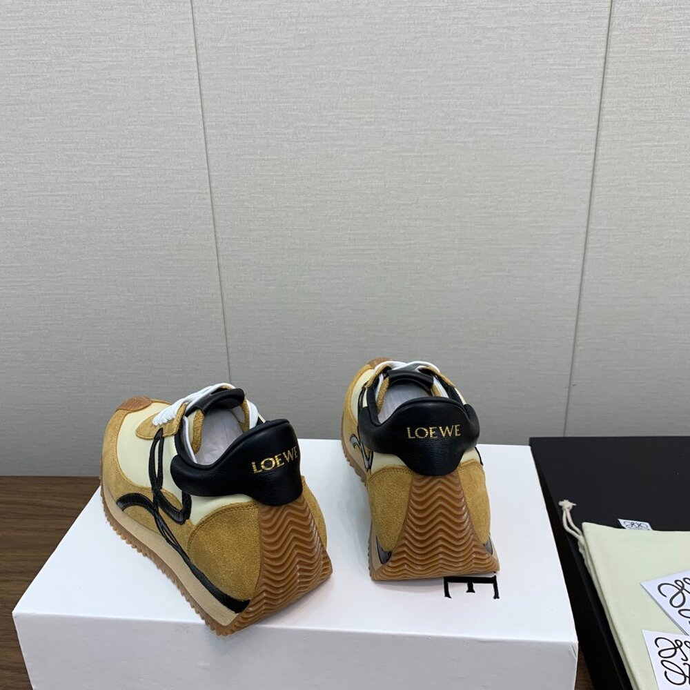 Loewe Flow Runner Sneakers | Camel & Black Logo | Brand New - Picture 8 of 9